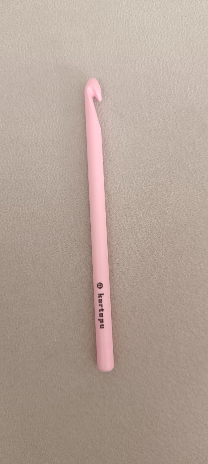 Kartopu Renkli Plastik Yün Tığ 15 cm Pembe - 6 mm