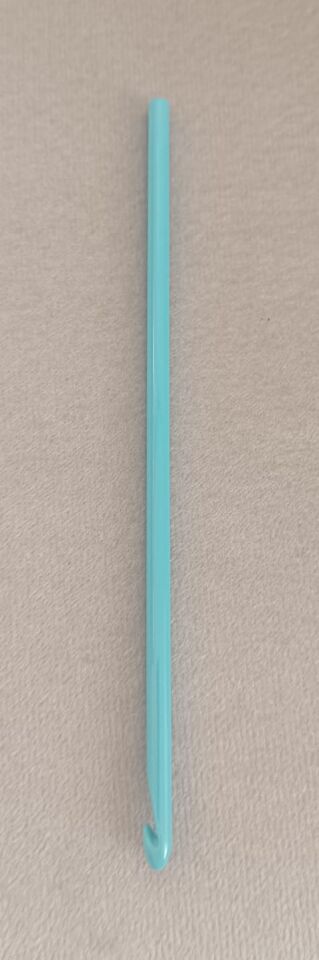 Kartopu Plastik Yün Tığ 15 cm